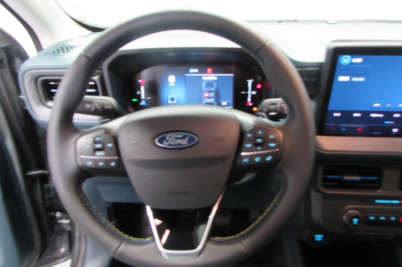 2025 Carbonized Gray Metallic Ford Maverick Lobo Standard AWD Truck