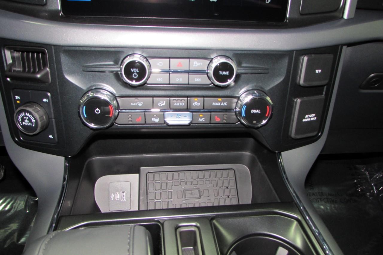 2025 Antimatter Blue Metallic Ford F-150 XLT 4X4 Truck