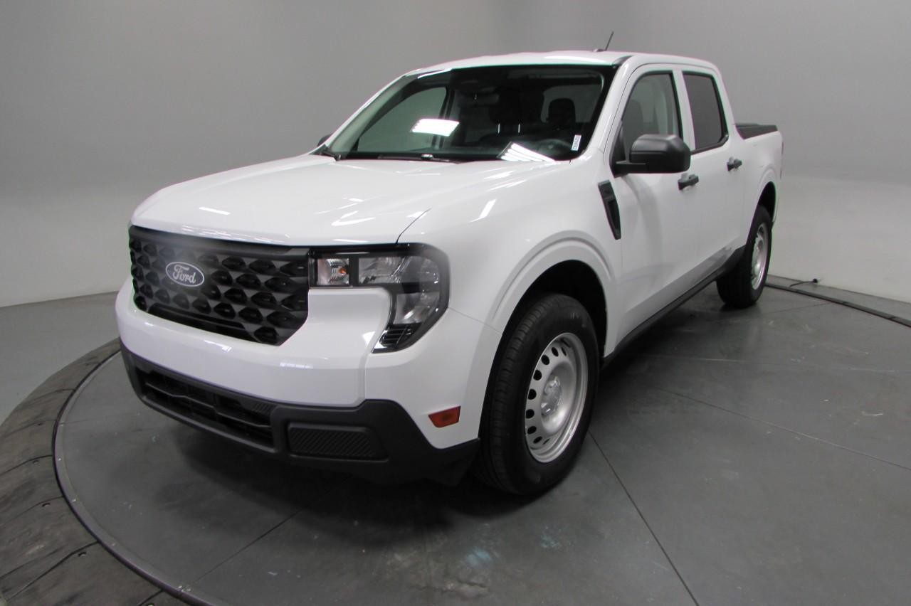 2025 Oxford White Ford Maverick XL FWD Truck