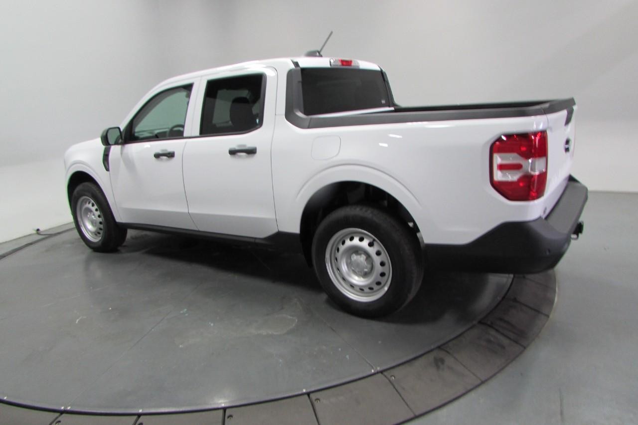 2025 Oxford White Ford Maverick XL FWD Truck
