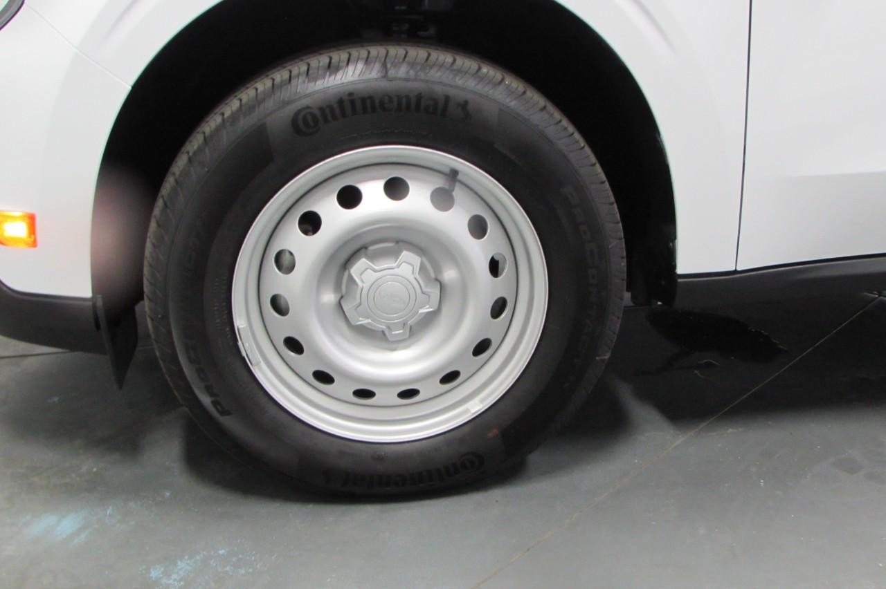 2025 Oxford White Ford Maverick XL FWD Truck