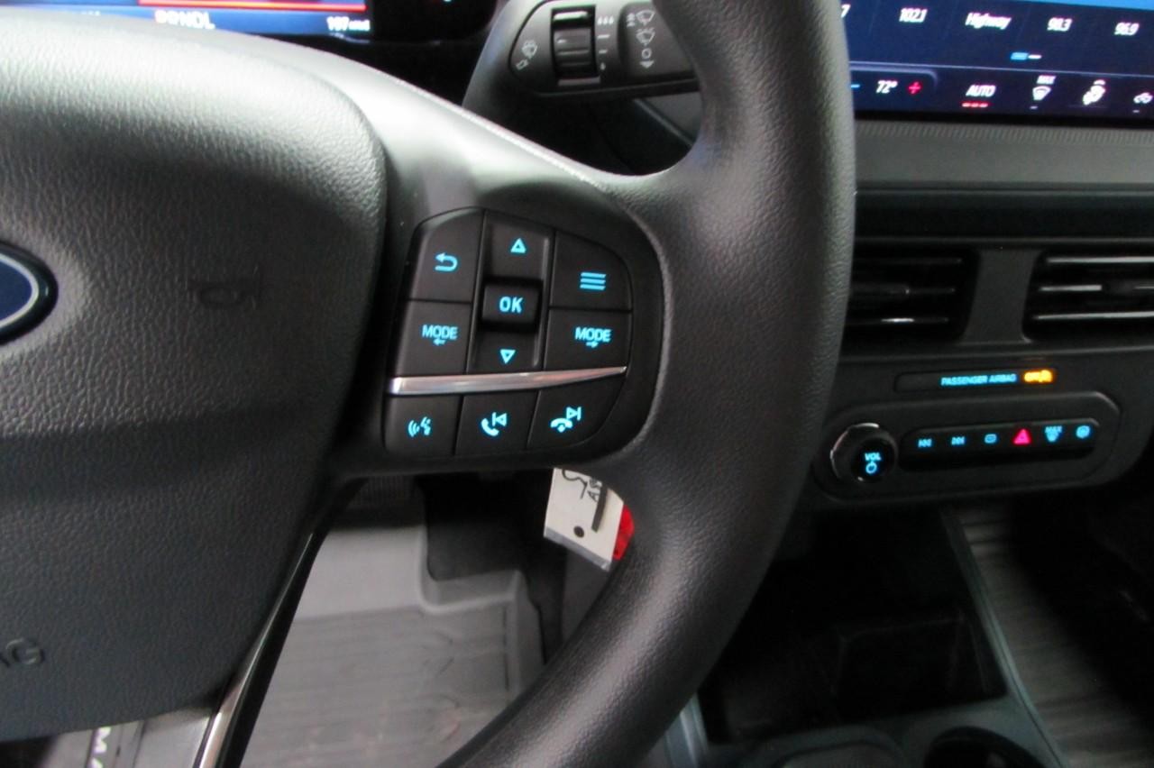 2025 Oxford White Ford Maverick XL FWD Truck