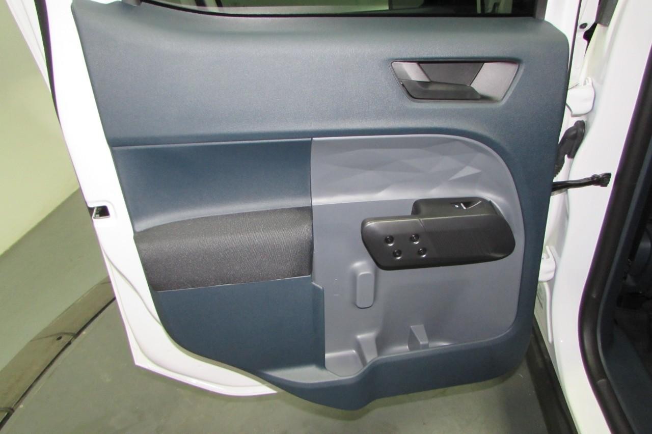 2025 Oxford White Ford Maverick XL FWD Truck