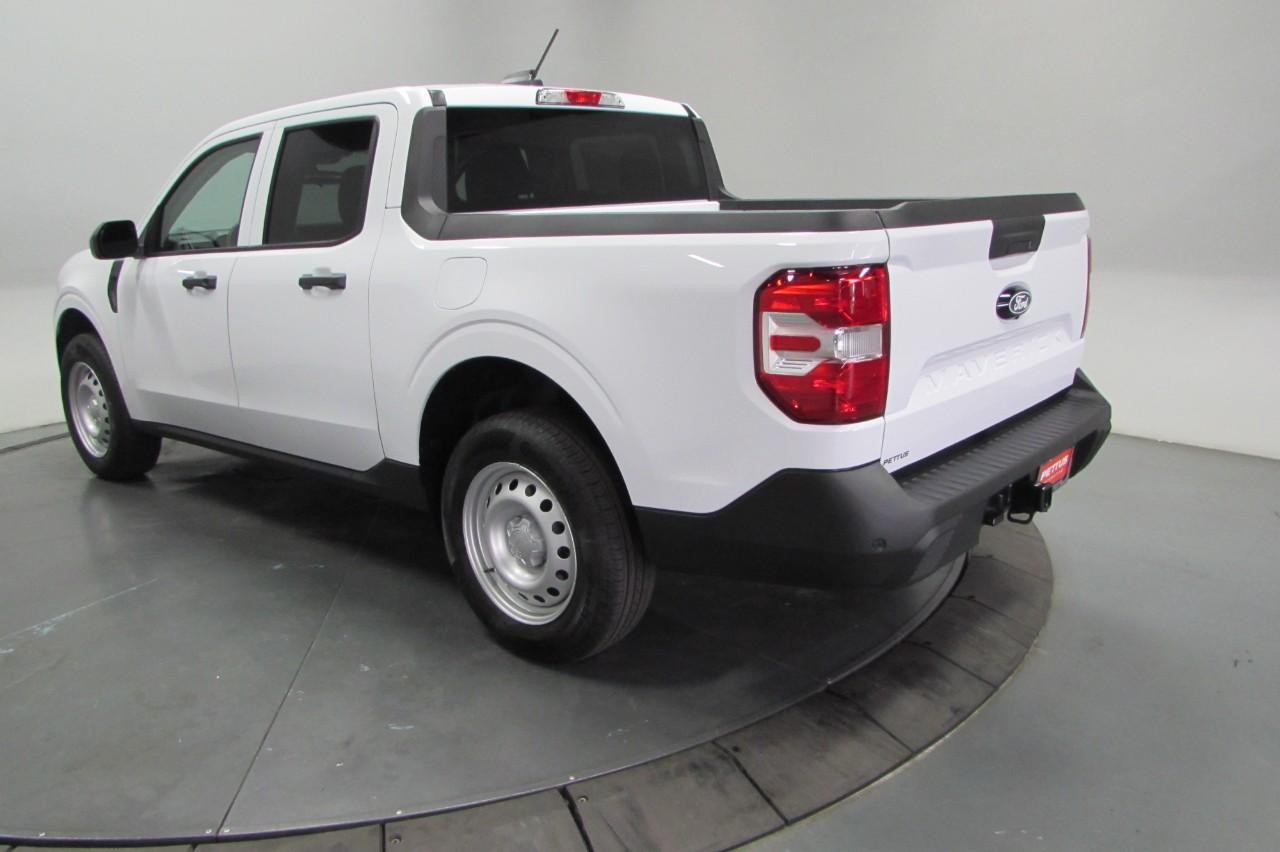 2025 Oxford White Ford Maverick XL AWD Truck
