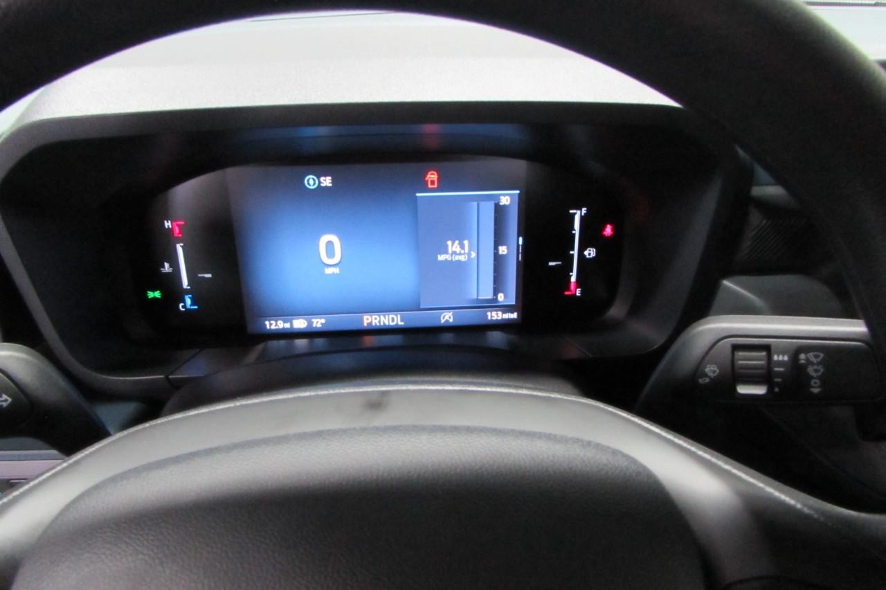 2025 Oxford White Ford Maverick XL AWD Truck