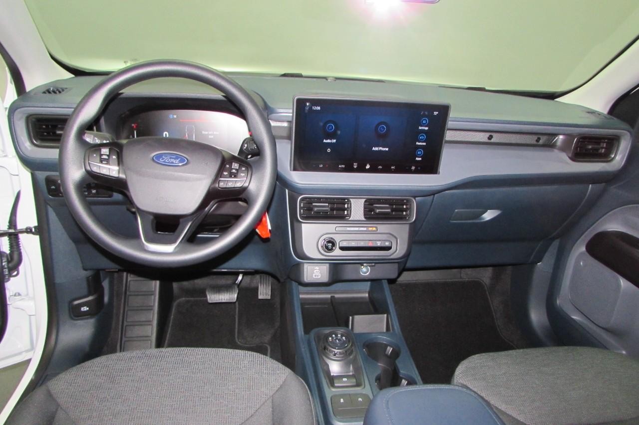 2025 Oxford White Ford Maverick XL AWD Truck