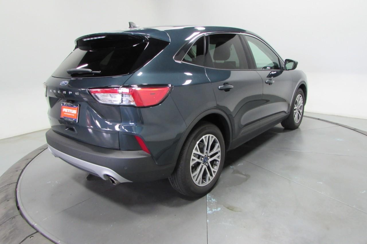 2022 Ford Escape SEL photo 7