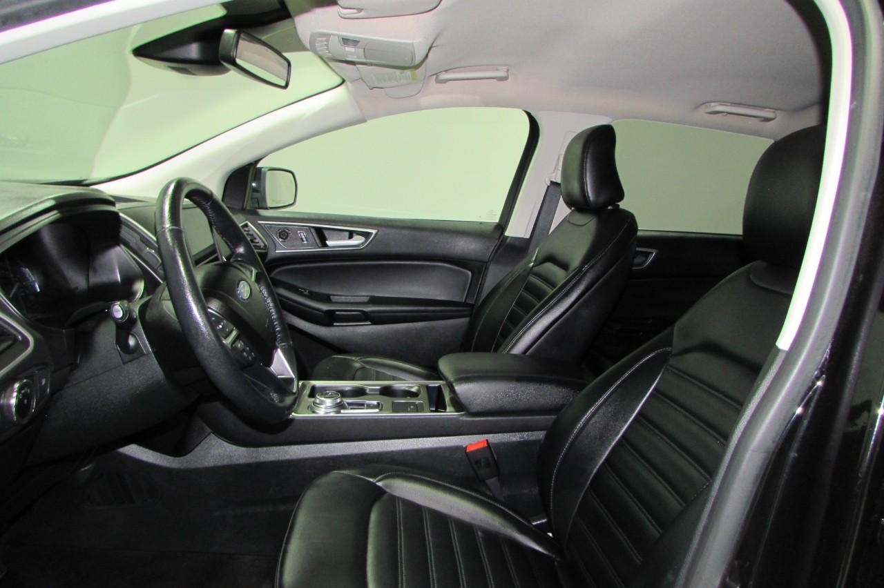 2023 Ford Edge SEL photo 12