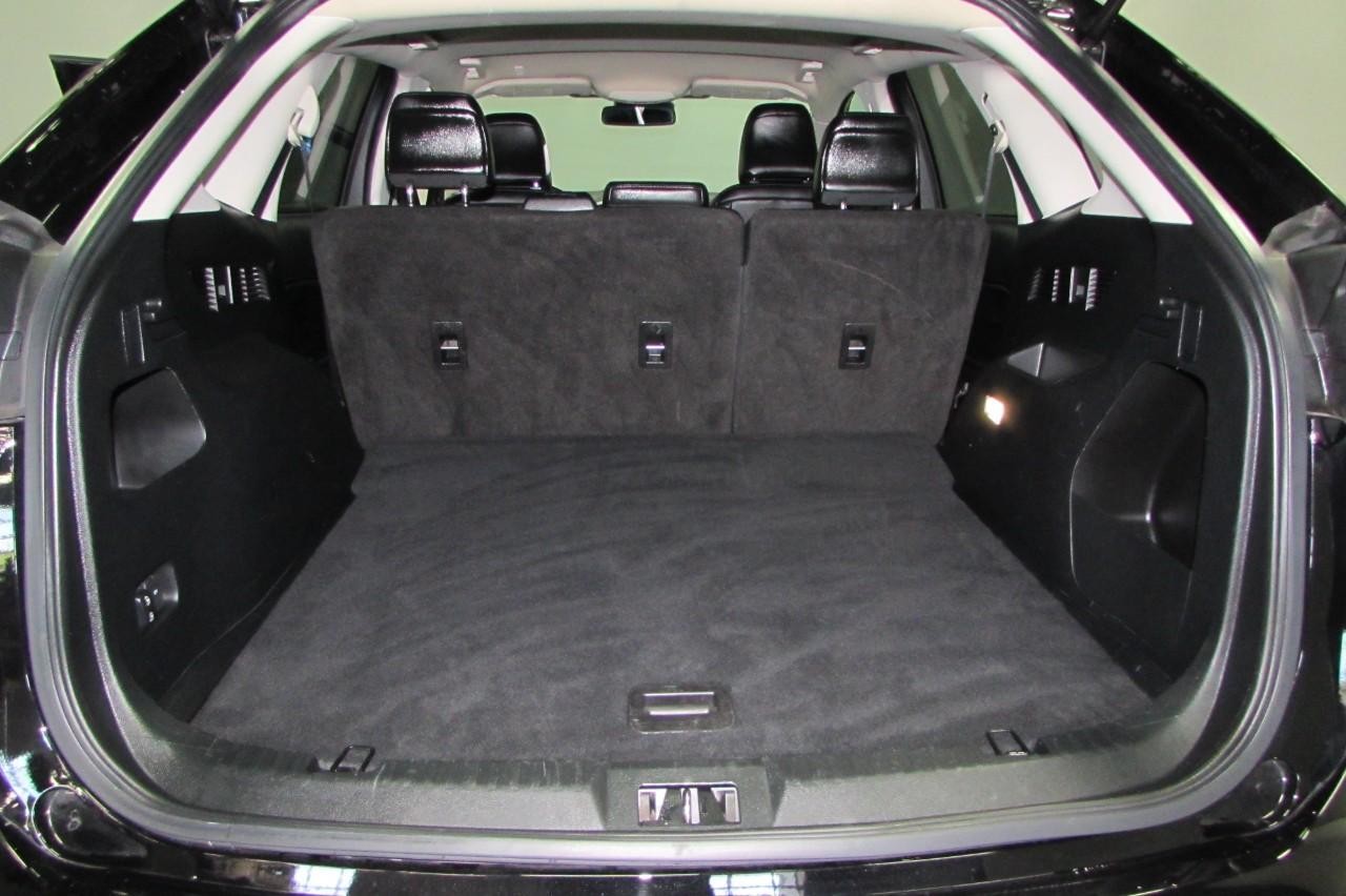 2023 Ford Edge SEL photo 23