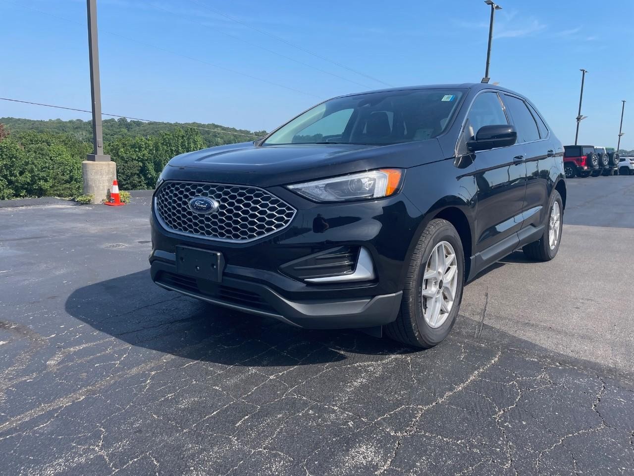 2023 Ford Edge SEL photo 26