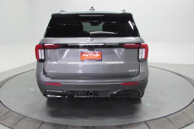 2025 Ford Explorer ST-Line photo 6