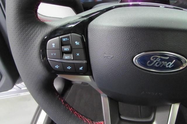 2025 Ford Explorer ST-Line photo 10