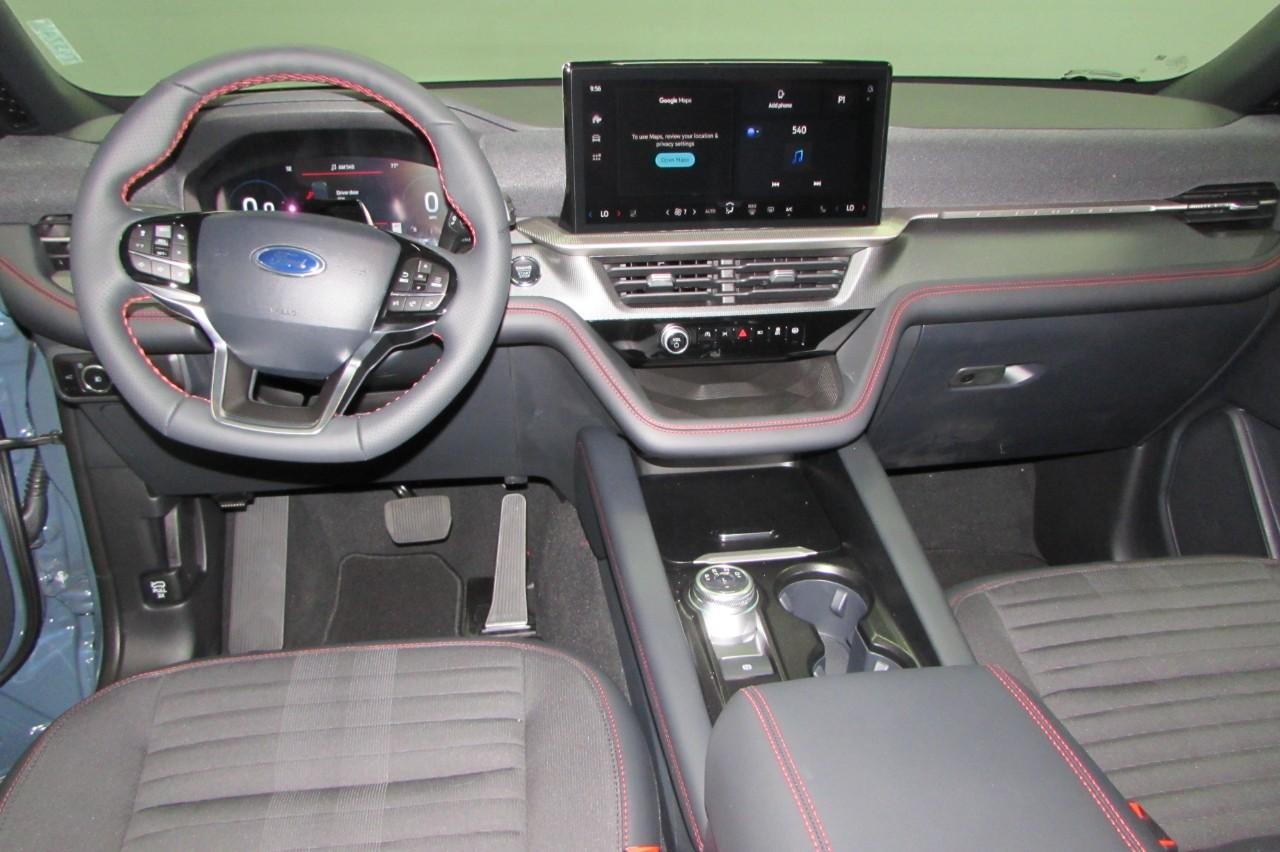 2025 Ford Explorer ST-Line photo 20