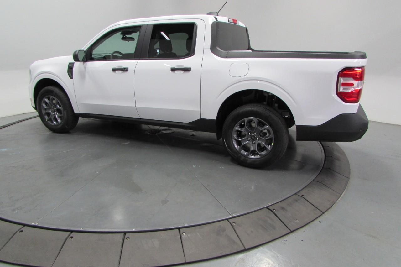 2025 Ford Maverick XLT photo 3
