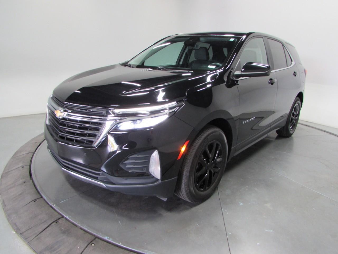 Chevrolet Equinox Vehicle Full-screen Gallery Image 03