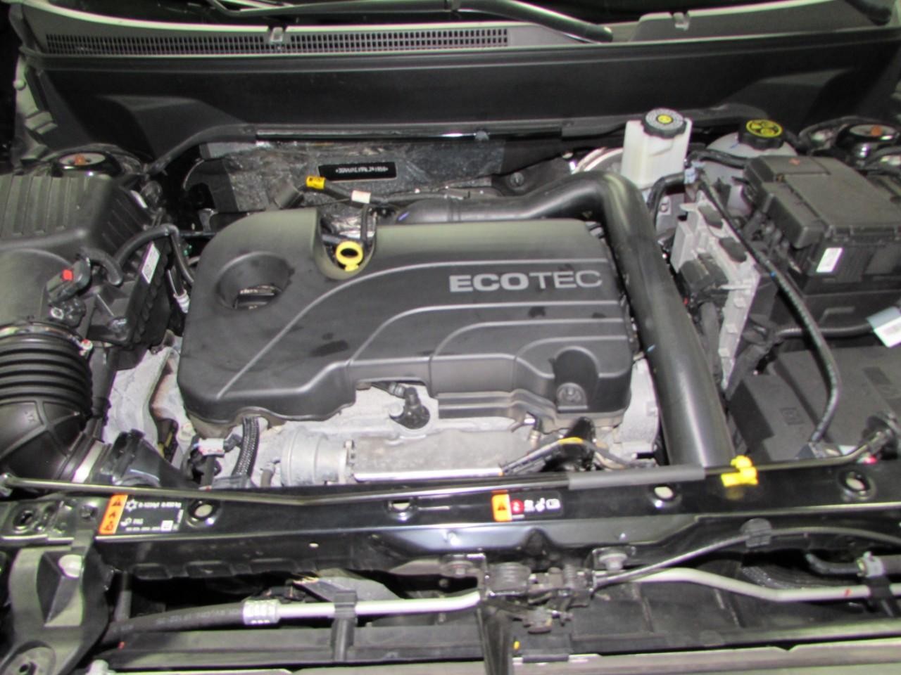 Chevrolet Equinox Vehicle Full-screen Gallery Image 09