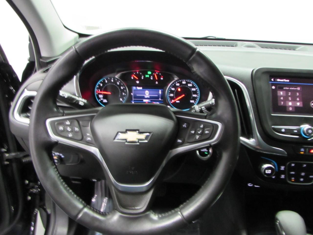 Chevrolet Equinox Vehicle Full-screen Gallery Image 14