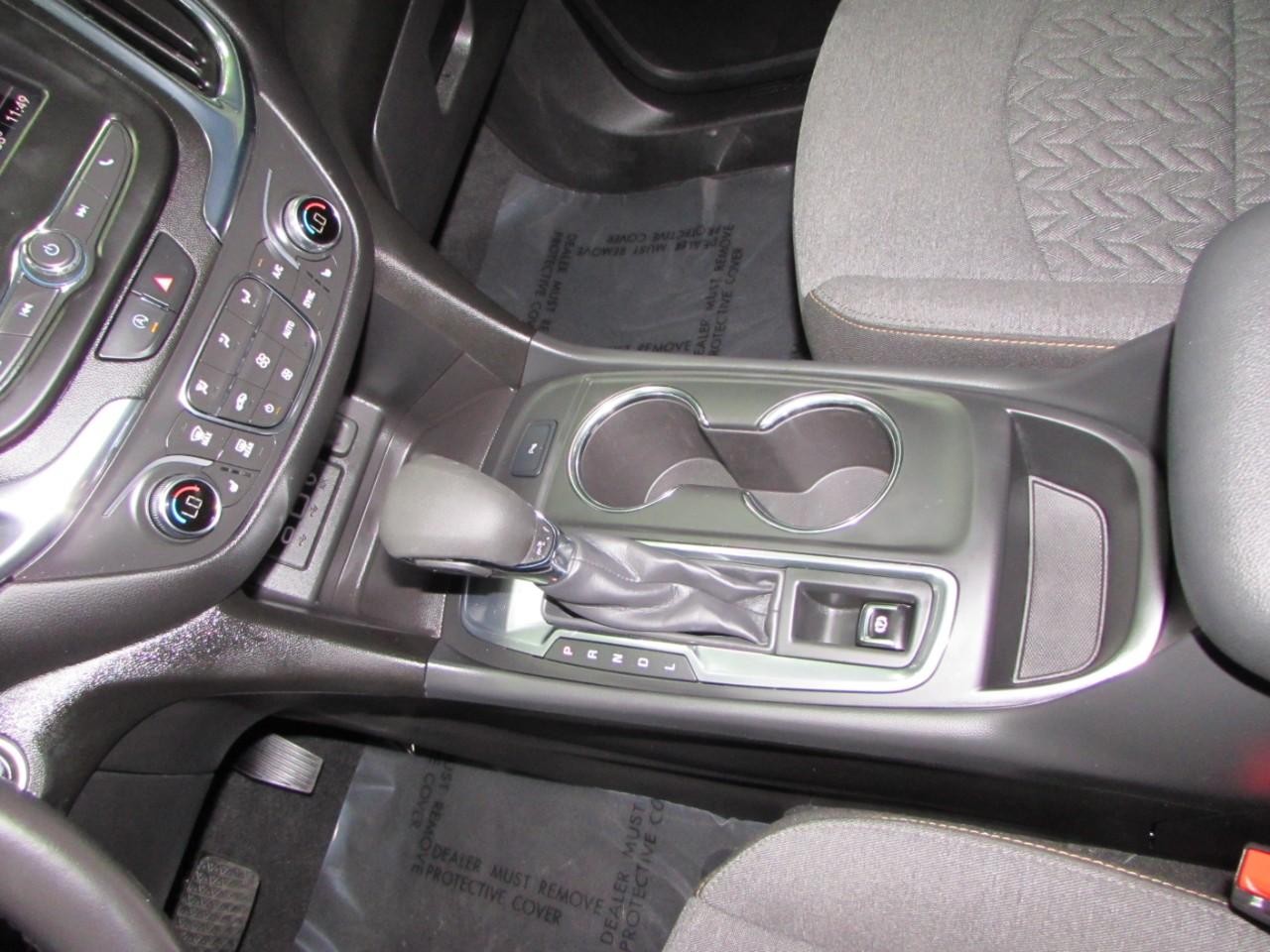 Chevrolet Equinox Vehicle Full-screen Gallery Image 20