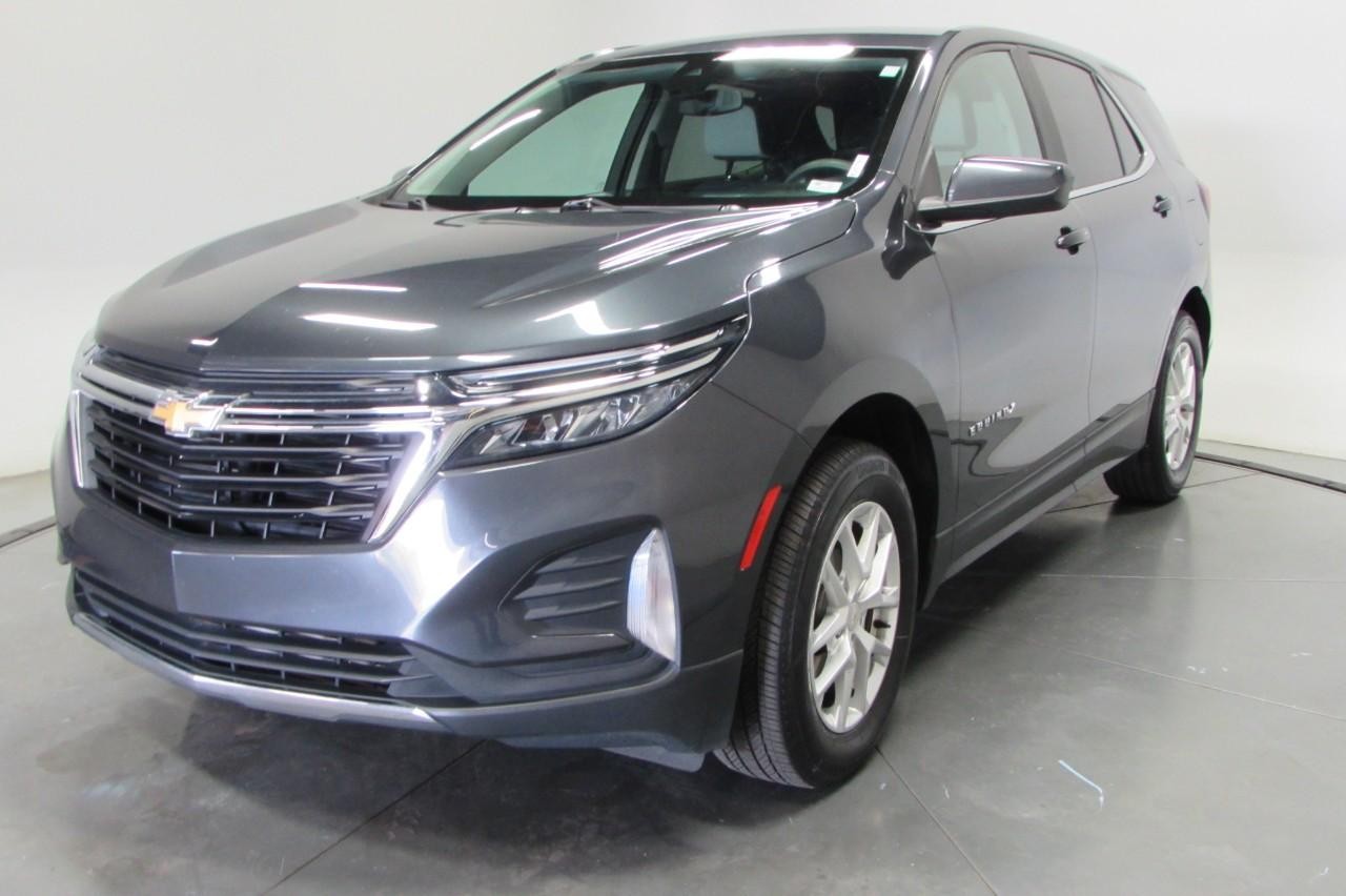 Chevrolet Equinox Vehicle Full-screen Gallery Image 03