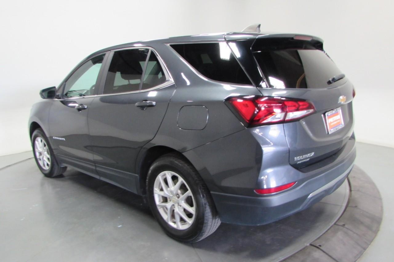 Chevrolet Equinox Vehicle Full-screen Gallery Image 06