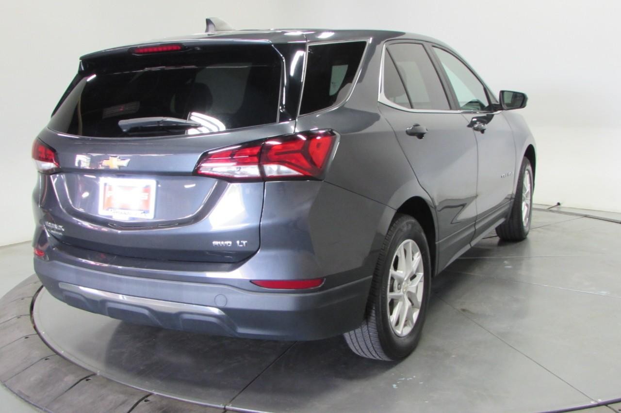 Chevrolet Equinox Vehicle Full-screen Gallery Image 08
