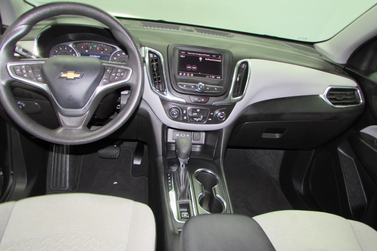 Chevrolet Equinox Vehicle Full-screen Gallery Image 22