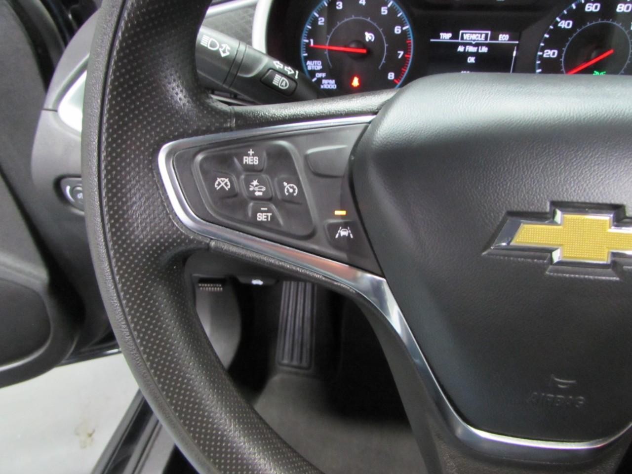 Chevrolet Malibu Vehicle Full-screen Gallery Image 15