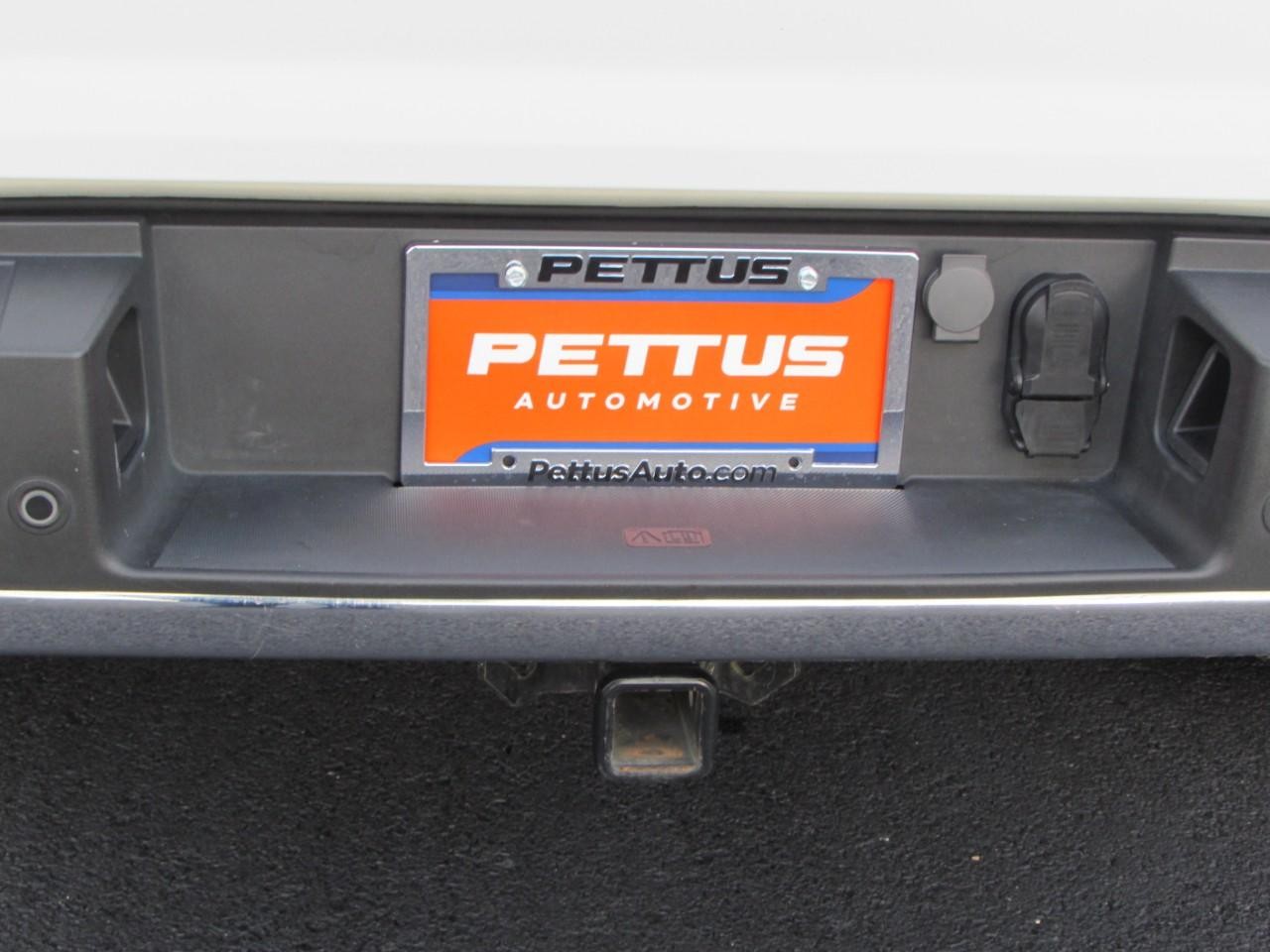 Ford F-150 Vehicle Full-screen Gallery Image 14