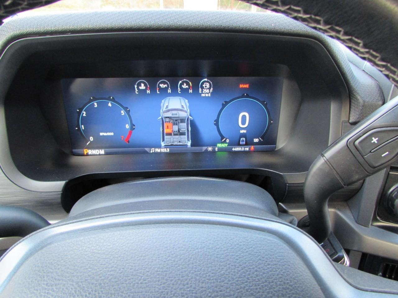 Ford F-150 Vehicle Full-screen Gallery Image 24