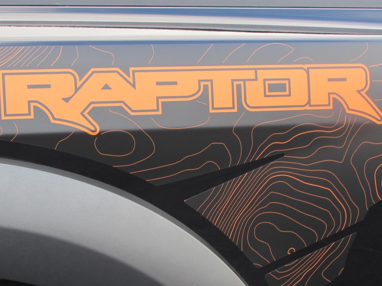 Ford F-150 Vehicle Full-screen Gallery Image 12