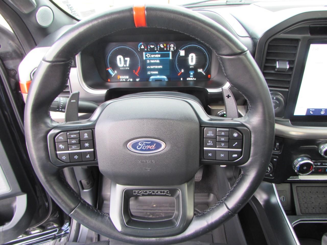 Ford F-150 Vehicle Full-screen Gallery Image 21