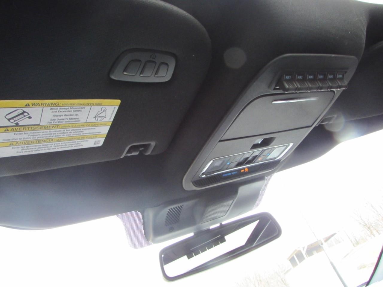 Ford F-150 Vehicle Full-screen Gallery Image 24