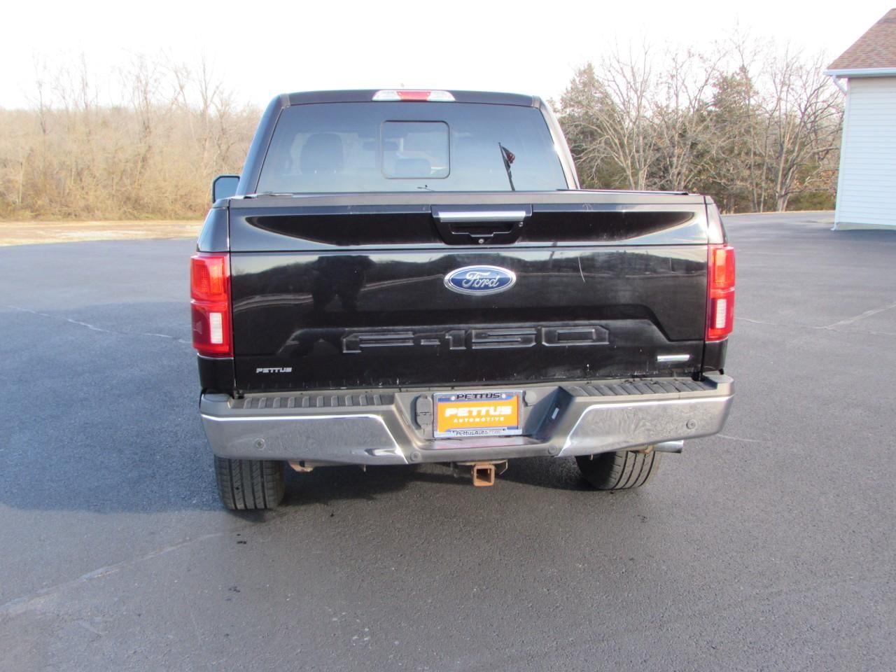 Ford F-150 Vehicle Full-screen Gallery Image 06