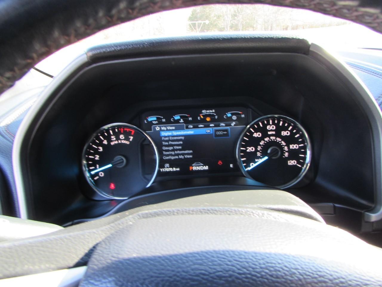 Ford F-150 Vehicle Full-screen Gallery Image 19