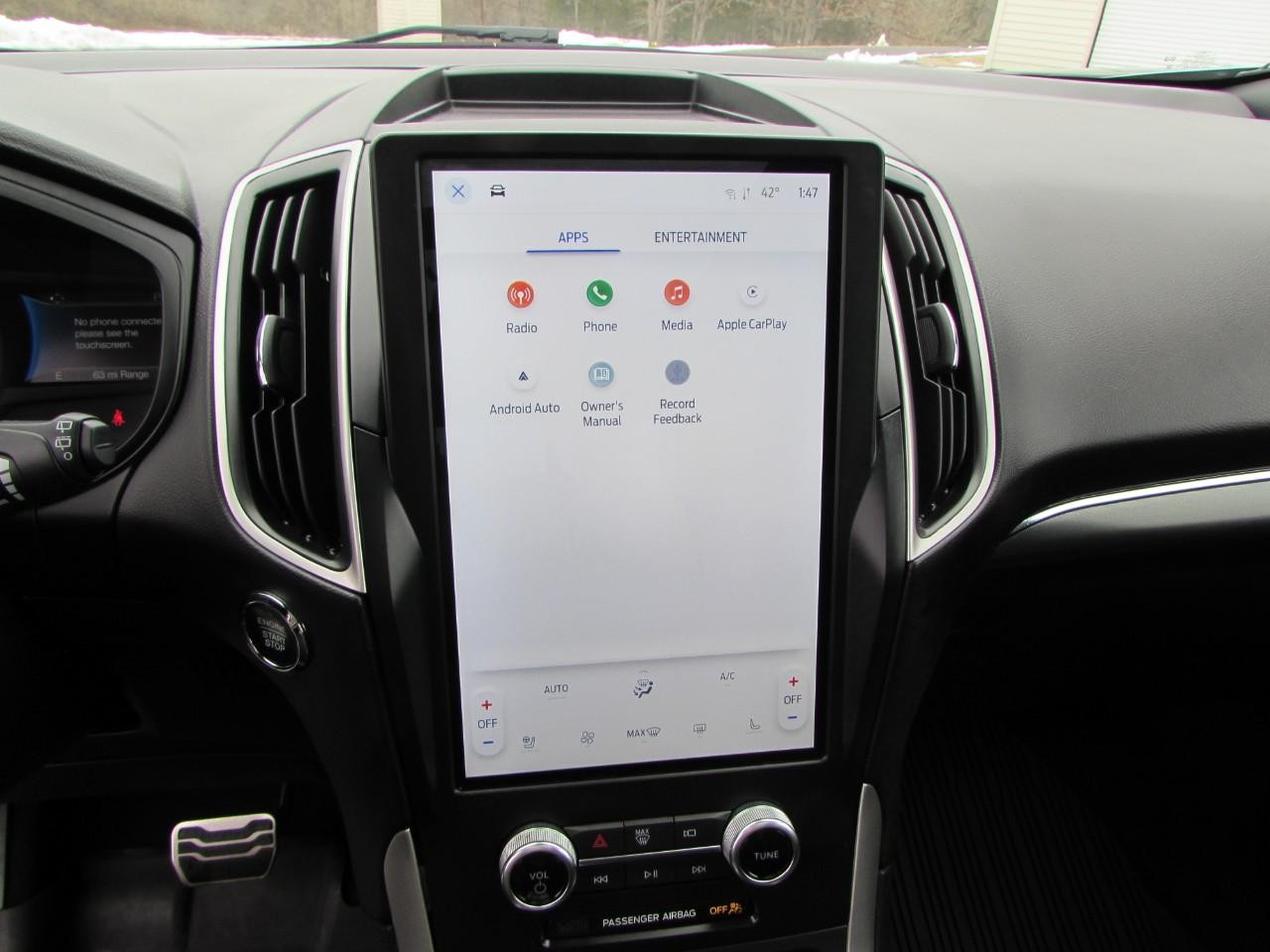 Ford Edge Vehicle Full-screen Gallery Image 18