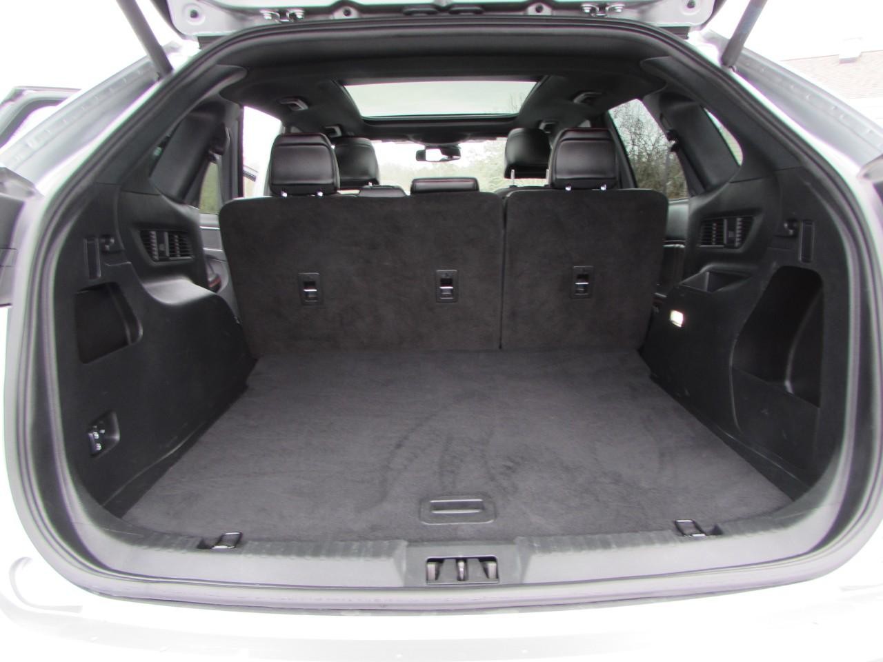 Ford Edge Vehicle Full-screen Gallery Image 25