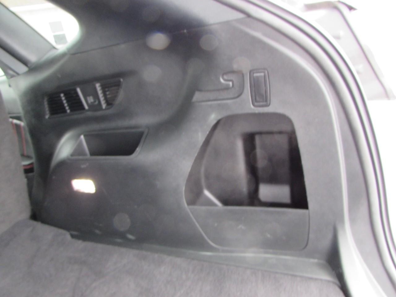 Ford Edge Vehicle Full-screen Gallery Image 28