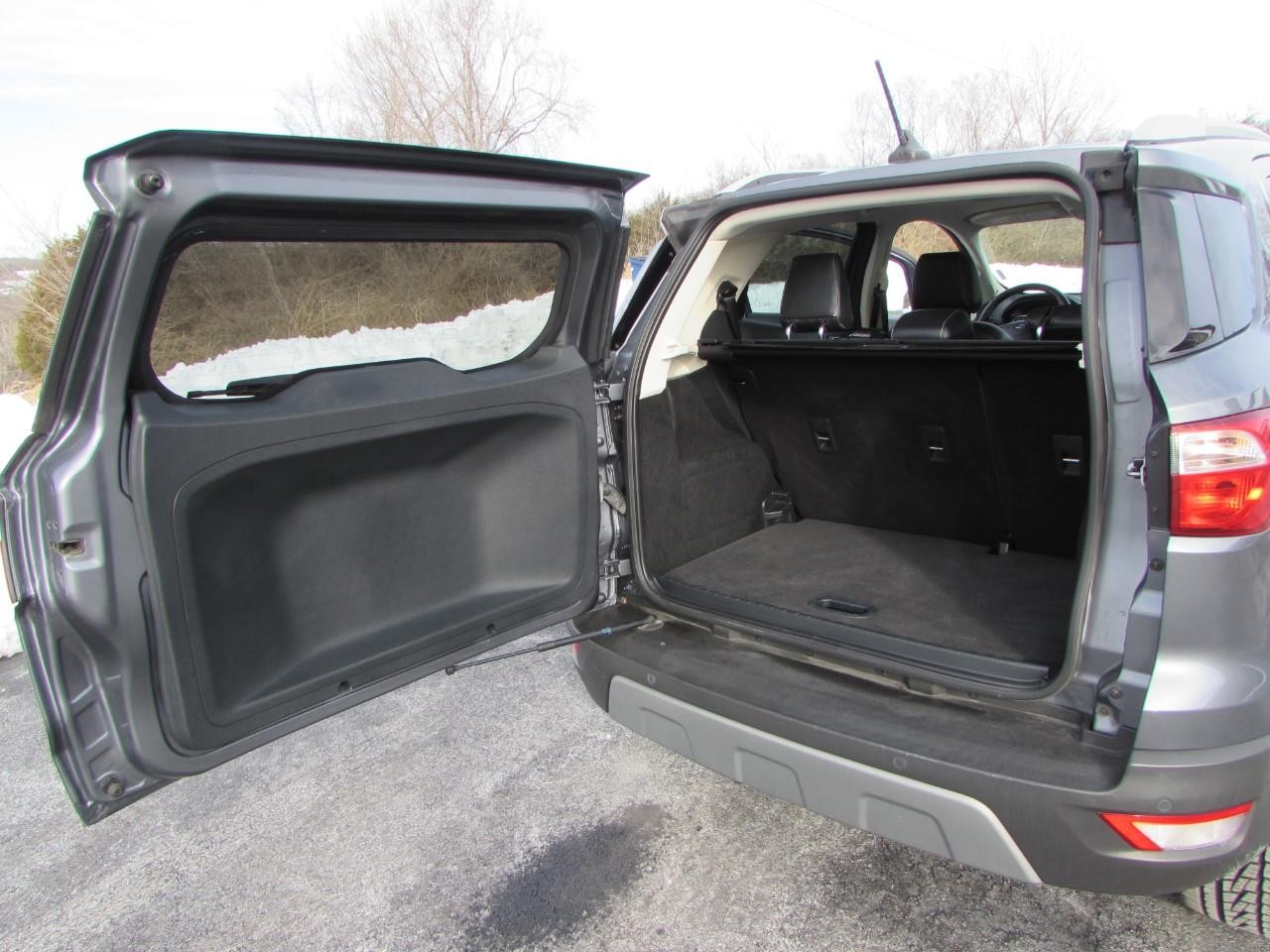 Ford EcoSport Vehicle Full-screen Gallery Image 27