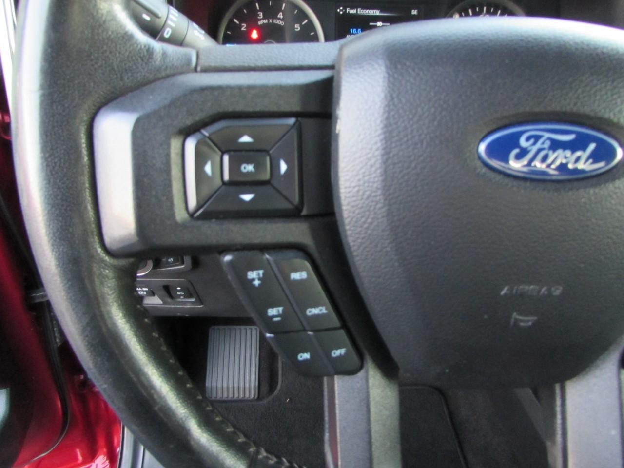 Ford F-150 Vehicle Full-screen Gallery Image 20