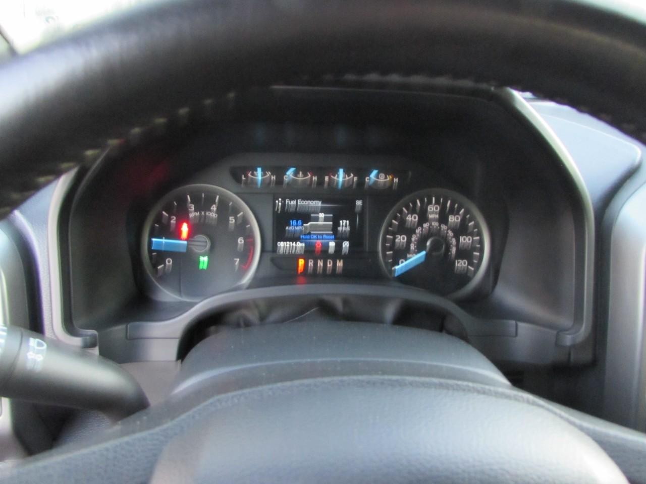 Ford F-150 Vehicle Full-screen Gallery Image 22