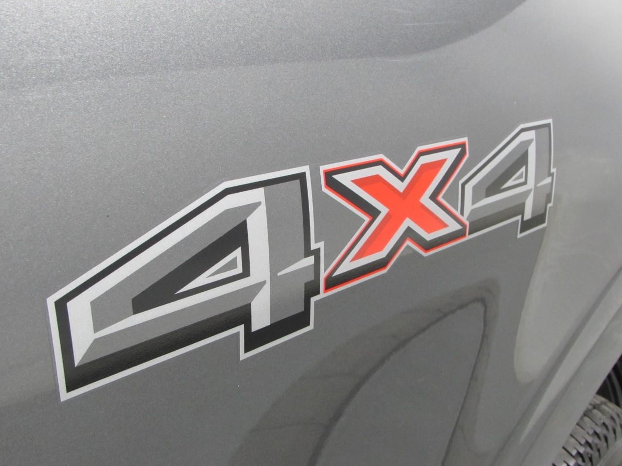 Ford F-150 Vehicle Full-screen Gallery Image 35