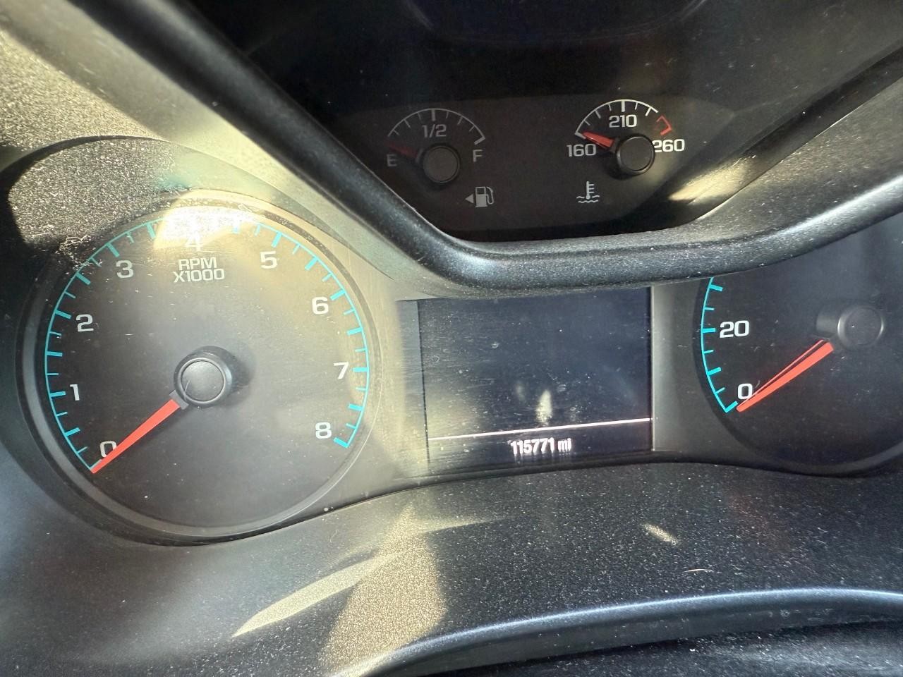 Chevrolet Colorado Vehicle Full-screen Gallery Image 04