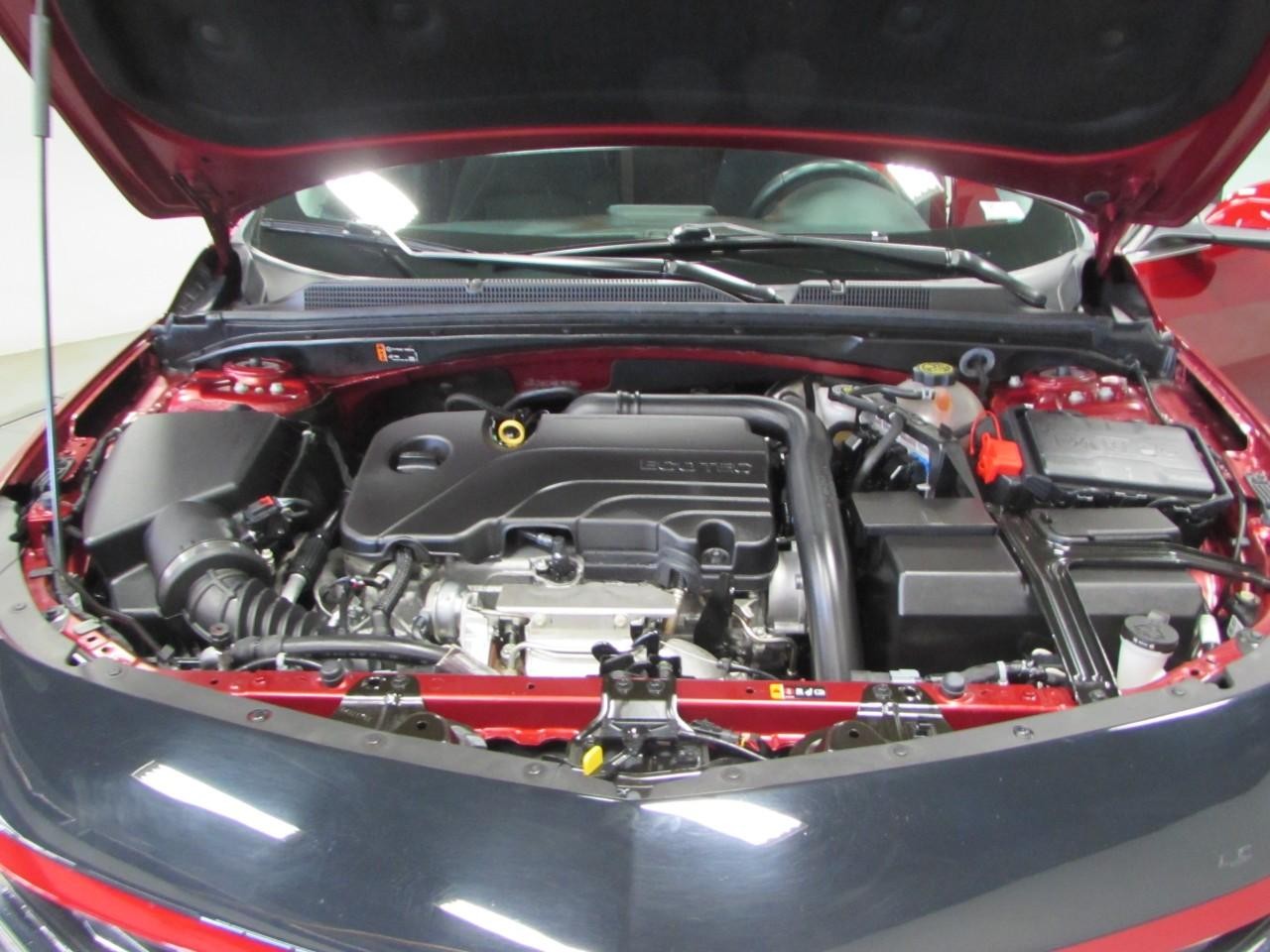 Chevrolet Malibu Vehicle Full-screen Gallery Image 09