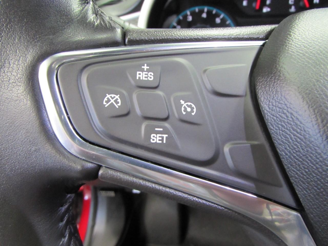 Chevrolet Malibu Vehicle Full-screen Gallery Image 19