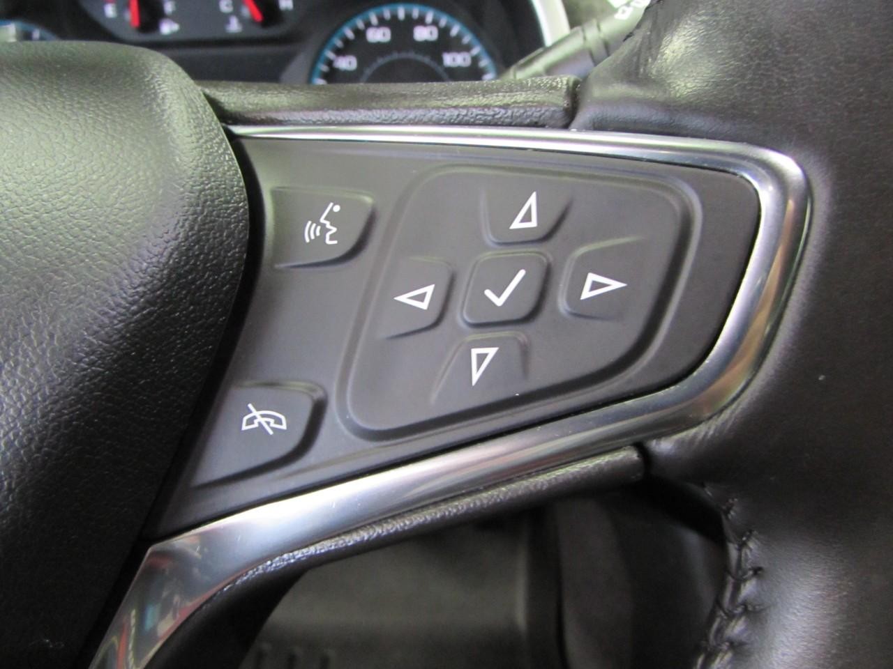 Chevrolet Malibu Vehicle Full-screen Gallery Image 20