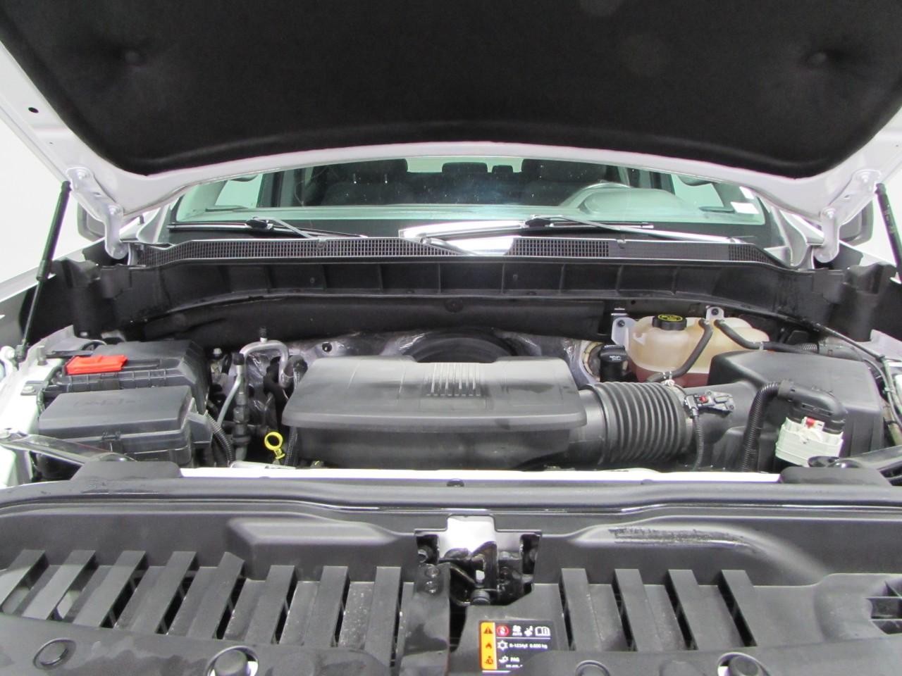 Chevrolet Silverado 1500 Vehicle Full-screen Gallery Image 10