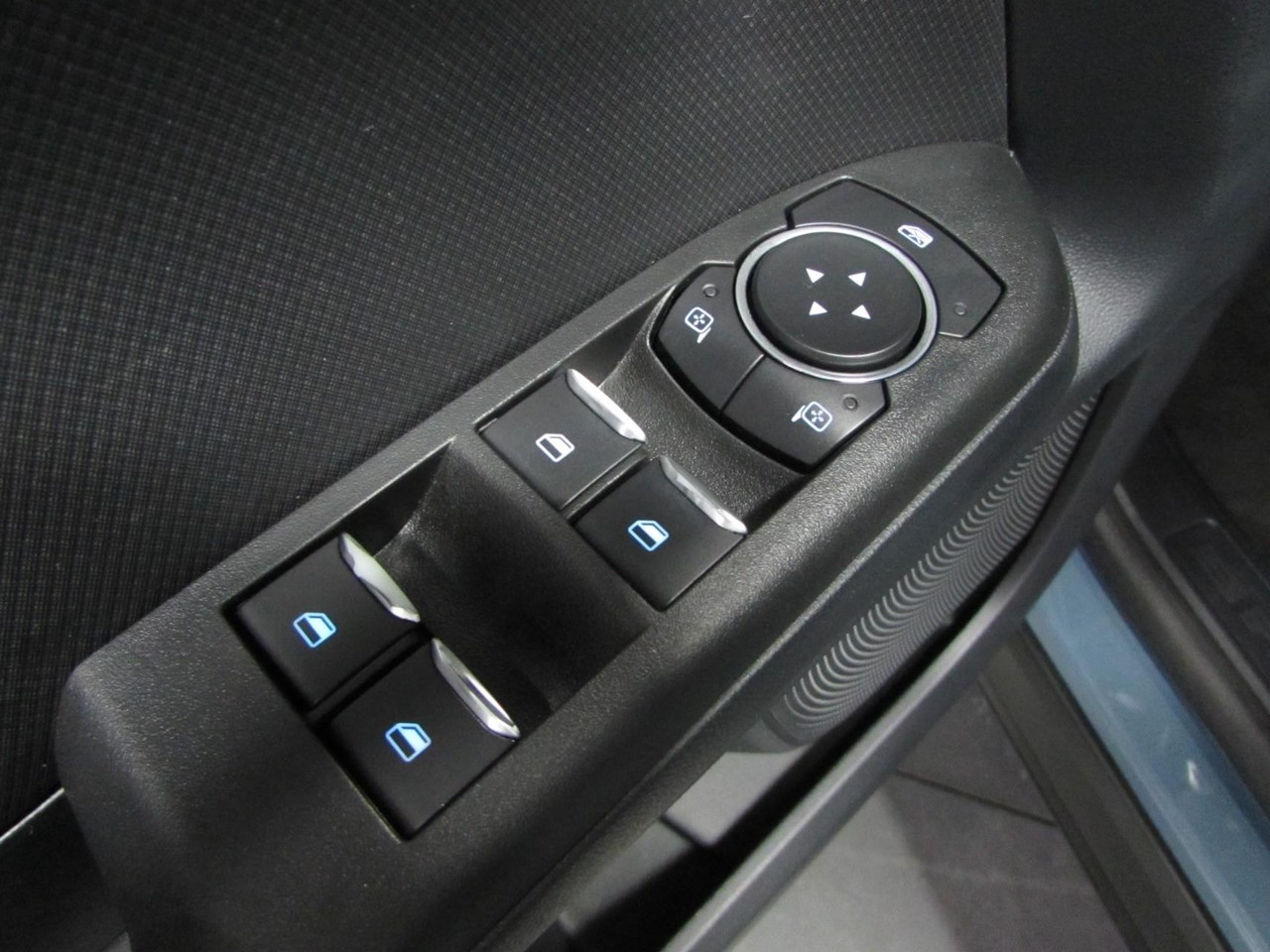 Ford Bronco Sport Vehicle Full-screen Gallery Image 20