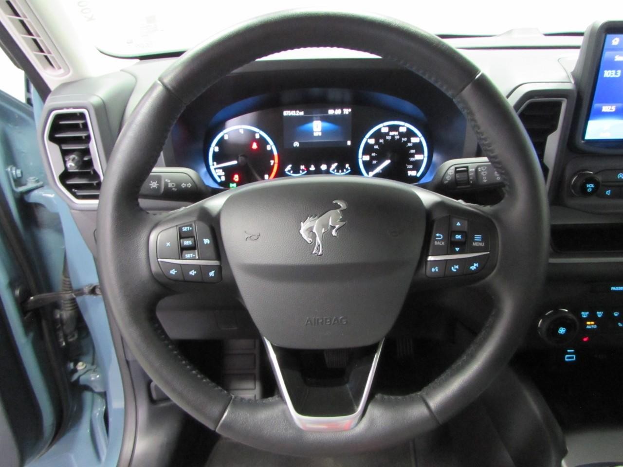 Ford Bronco Sport Vehicle Full-screen Gallery Image 23