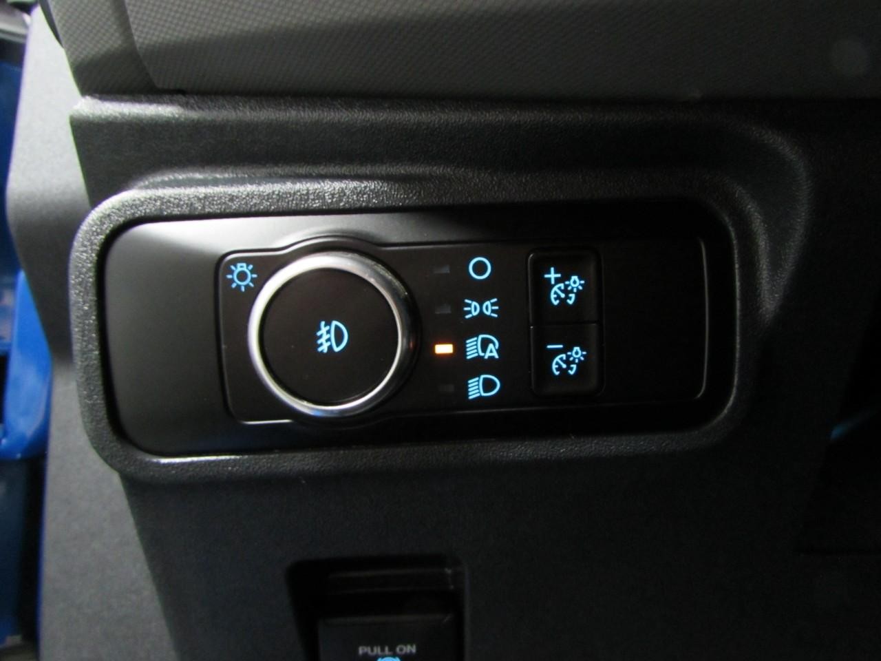 Ford Bronco Vehicle Full-screen Gallery Image 20