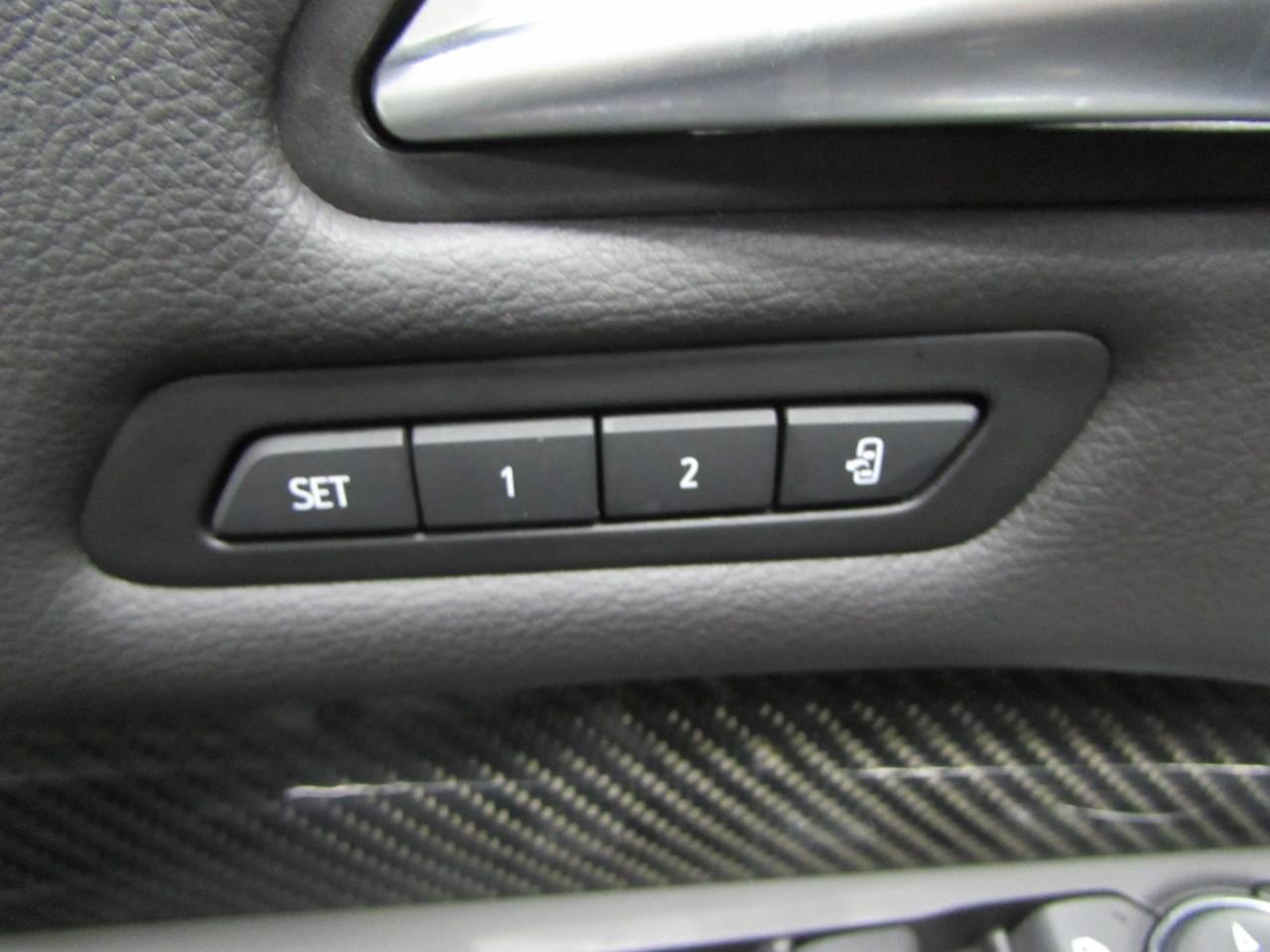 Cadillac XT4 Vehicle Full-screen Gallery Image 21